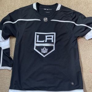La kings Xl hockey Jersey grey condition worn once